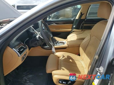 Zdjęcie 7 z 13 samochodu: 2022 BMW 750 XI VIN:WBA7U2C00NCK71802 - miniatura