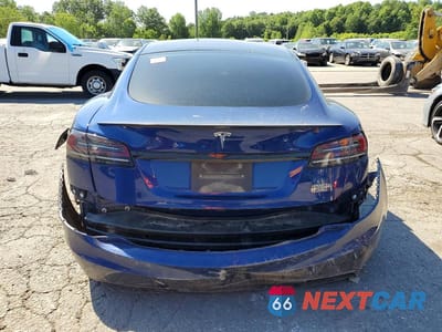 Zdjęcie 6 z 13 samochodu: 2022 TESLA MODEL S VIN:5YJSA1E62NF485811 - miniatura