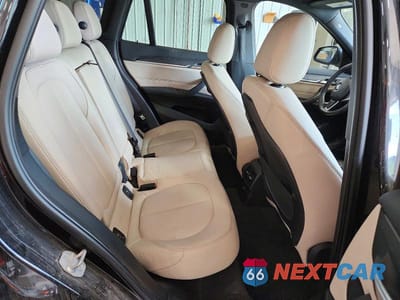 Zdjęcie 10 z 12 samochodu: 2016 BMW X1 XDRIVE28I VIN:WBXHT3C31GP884701 - miniatura