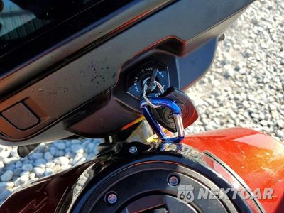 Zdjęcie 8 z 9 samochodu: 2025 HARLEY-DAVIDSON FLHX VIN:1HD1KB717SB605017 - miniatura
