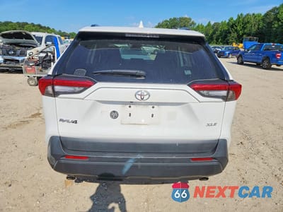 Zdjęcie 6 z 13 samochodu: 2022 TOYOTA RAV4 XLE VIN:2T3W1RFV1NC189681 - miniatura