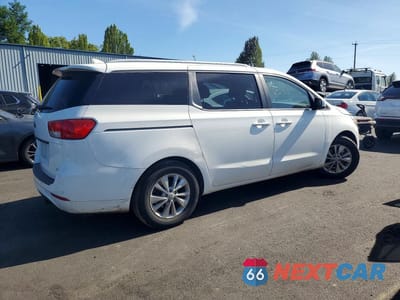Trzecie zdjęcie samochodu z tyłu: 2016 KIA SEDONA LX VIN:KNDMB5C16G6090002 - miniatura