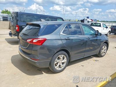 Trzecie zdjęcie samochodu z tyłu: 2021 CHEVROLET EQUINOX LT VIN:3GNAXKEV0ML356870 - miniatura
