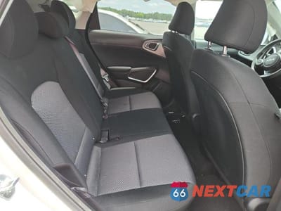 Zdjęcie 10 z 12 samochodu: 2024 KIA SOUL LX VIN:KNDJ23AU3R7897952 - miniatura