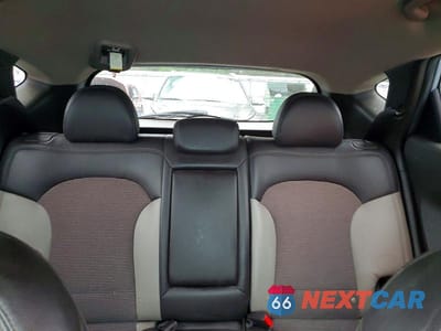 Zdjęcie 10 z 13 samochodu: 2012 HYUNDAI TUCSON GLS VIN:KM8JUCAC9CU417063 - miniatura