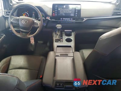 Zdjęcie 8 z 14 samochodu: 2024 TOYOTA SIENNA XSE VIN:5TDDSKFC6RS114023 - miniatura