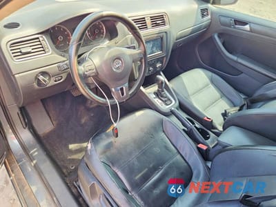Zdjęcie 8 z 12 samochodu: 2012 VOLKSWAGEN JETTA SE VIN:3VWDX7AJ3CM326161 - miniatura