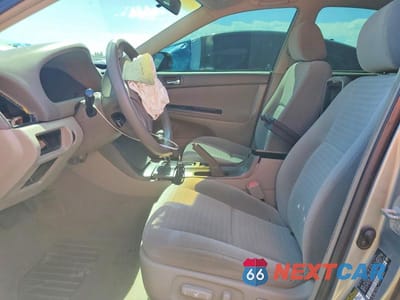Zdjęcie 7 z 12 samochodu: 2005 TOYOTA CAMRY LE VIN:4T1BE32K55U529451 - miniatura