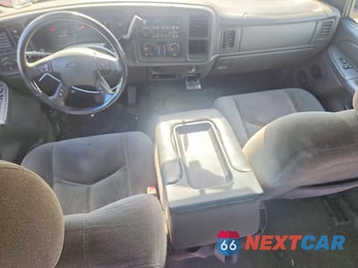 Zdjęcie 8 z 12 samochodu: 2005 CHEVROLET SILVERADO K1500 VIN:2GCEK13T151208346 - miniatura