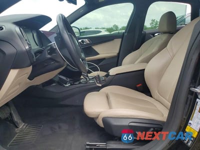 Zdjęcie 7 z 12 samochodu: 2021 BMW 228XI VIN:WBA73AK01M7H39724 - miniatura