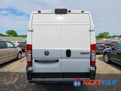 Zdjęcie 6 z 13 samochodu: 2025 RAM PROMASTER 2500 DELIVERY VAN VIN:3C6LRVDG9SE515233 - miniatura