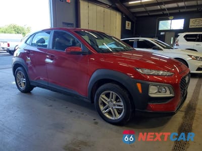 Czwarte zdjęcie samochodu z boku: 2021 HYUNDAI KONA SE VIN:KM8K1CAA8MU711325 - miniatura