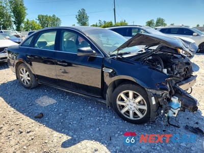 Czwarte zdjęcie samochodu z boku: 2008 FORD TAURUS SEL VIN:1FAHP24W58G180593 - miniatura