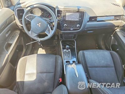 Zdjęcie 8 z 13 samochodu: 2020 MITSUBISHI OUTLANDER ES VIN:JA4AD2A33LZ047269 - miniatura