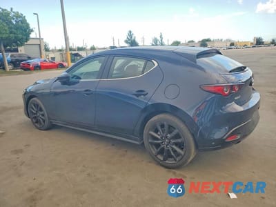 Drugie zdjęcie samochodu z przodu: 2024 MAZDA 3 SELECT SPORT VIN:JM1BPAKM4R1721911 - miniatura