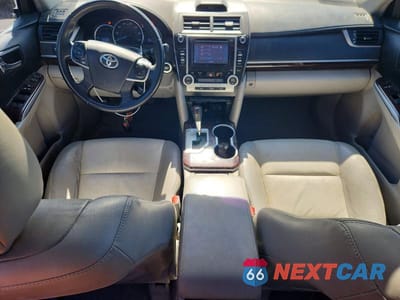 Zdjęcie 8 z 12 samochodu: 2013 TOYOTA CAMRY XLE VIN:4T4BF1FK3DR318202 - miniatura