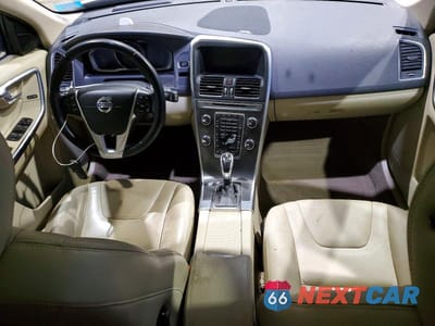 Zdjęcie 8 z 13 samochodu: 2015 VOLVO XC60 T6 PLATINUM VIN:YV449MDD6F2616517 - miniatura