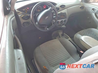 Zdjęcie 8 z 12 samochodu: 2002 FORD FOCUS ZX3 VIN:3FAFP31342R240371 - miniatura
