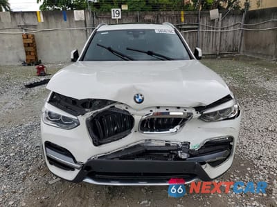 Piąte zdjęcie samochodu w środku: 2020 BMW X3 SDRIVE30I VIN:5UXTY3C03L9C08197 - miniatura