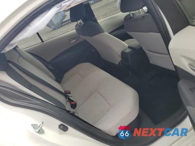 Zdjęcie 10 z 12 samochodu: 2021 TOYOTA COROLLA LE VIN:JTDEAMDE2MJ004809 - miniatura
