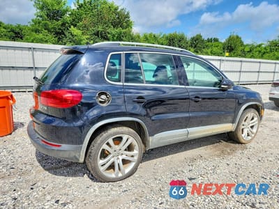 Trzecie zdjęcie samochodu z tyłu: 2013 VOLKSWAGEN TIGUAN S VIN:WVGAV3AX3DW571175 - miniatura