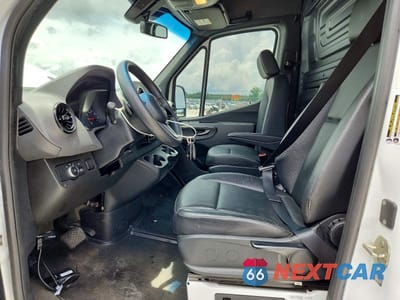 Zdjęcie 7 z 12 samochodu: 2022 MERCEDES-BENZ SPRINTER 2500 DELIVERY VAN VIN:W1Y40CHY2NT085499 - miniatura