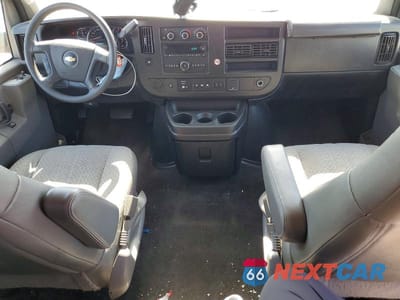 Zdjęcie 8 z 13 samochodu: 2019 CHEVROLET EXPRESS G3500 LT VIN:1GAZGPFG4K1238293 - miniatura