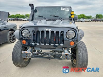 Piąte zdjęcie samochodu w środku: 2010 JEEP WRANGLER SPORT VIN:1J4AA2D14AL216900 - miniatura