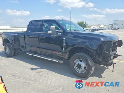 Czwarte zdjęcie samochodu z boku: 2026 FORD F350 SUPER DUTY VIN:1FT8W3DM7TEC28794 - miniatura