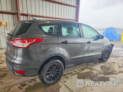 Trzecie zdjęcie samochodu z tyłu: 2015 FORD ESCAPE S VIN:1FMCU0F74FUC37139 - miniatura