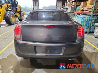 Zdjęcie 6 z 12 samochodu: 2014 CHRYSLER 300 S VIN:2C3CCAGG1EH240131 - miniatura