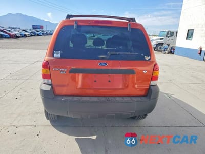 Zdjęcie 6 z 12 samochodu: 2006 FORD ESCAPE XLT VIN:1FMYU93196KC94054 - miniatura