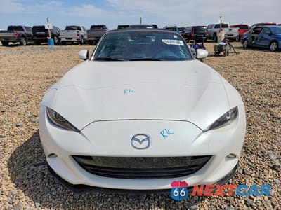 Piąte zdjęcie samochodu w środku: 2022 MAZDA MX-5 MIATA GRAND TOURING VIN:JM1NDAD77N0503877 - miniatura
