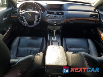Zdjęcie 8 z 12 samochodu: 2011 HONDA ACCORD EXL VIN:1HGCP2F85BA112163 - miniatura
