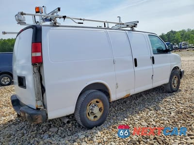 Trzecie zdjęcie samochodu z tyłu: 2015 CHEVROLET EXPRESS G2500 VIN:1GCWGFCFXF1167607 - miniatura