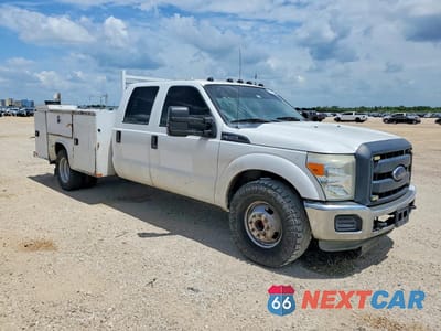 Czwarte zdjęcie samochodu z boku: 2016 FORD F350 SUPER DUTY VIN:1FD8W3G66GEC18725 - miniatura