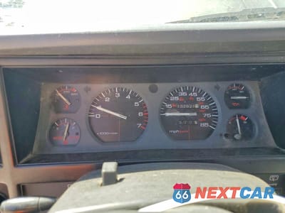 Zdjęcie 9 z 13 samochodu: 1995 JEEP CHEROKEE SPORT VIN:1J4FJ68S1SL575784 - miniatura
