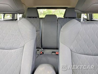Zdjęcie 10 z 14 samochodu: 2022 TOYOTA COROLLA CROSS LE VIN:7MUCAABG9NV019456 - miniatura