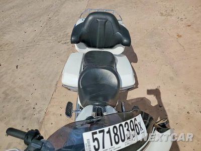 Piąte zdjęcie samochodu w środku: 2017 HARLEY-DAVIDSON FLHXS STREET GLIDE SPECIAL VIN:1HD1KRC14HB607041 - miniatura