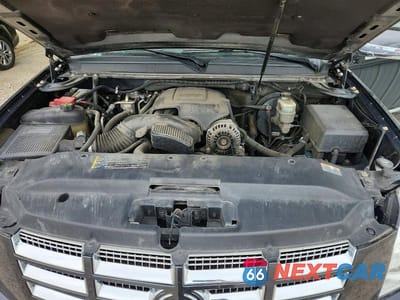 Zdjęcie 11 z 12 samochodu: 2011 CADILLAC ESCALADE ESV LUXURY VIN:1GYS4HEF1BR222855 - miniatura