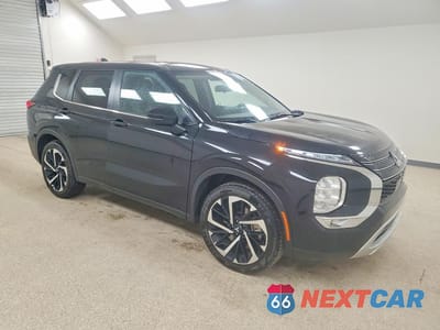 Czwarte zdjęcie samochodu z boku: 2024 MITSUBISHI OUTLANDER SE VIN:JA4J3VA87RZ041516 - miniatura