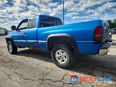 Drugie zdjęcie samochodu z przodu: 1999 DODGE RAM 1500 VIN:3B7HF13Z8XG200776 - miniatura