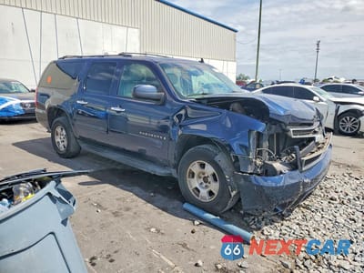 Czwarte zdjęcie samochodu z boku: 2009 CHEVROLET SUBURBAN K1500 LT VIN:1GNFK26369R269184 - miniatura
