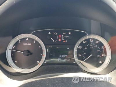 Zdjęcie 9 z 12 samochodu: 2014 NISSAN SENTRA VIN:3N1AB7AP1EY301878 - miniatura