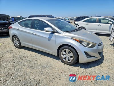 Czwarte zdjęcie samochodu z boku: 2016 HYUNDAI ELANTRA SE VIN:5NPDH4AE8GH718906 - miniatura