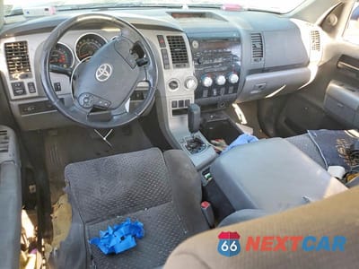 Zdjęcie 8 z 12 samochodu: 2008 TOYOTA TUNDRA SR5 VIN:5TFDV54188X078841 - miniatura