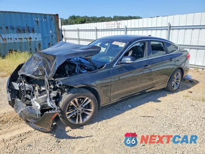 2019 BMW 330 WBA8Z9C55KB220744 - główne zdjęcie licytacji z USA - miniatura