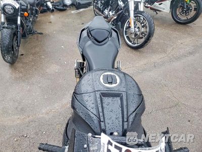 Piąte zdjęcie samochodu w środku: 2025 KAWASAKI ZX1002 L VIN:JKBZXVL14SA019738 - miniatura