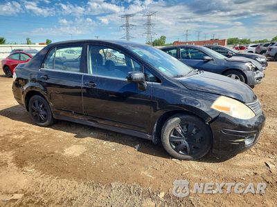 Czwarte zdjęcie samochodu z boku: 2007 NISSAN VERSA VIN:3N1BC11EX7L423023 - miniatura