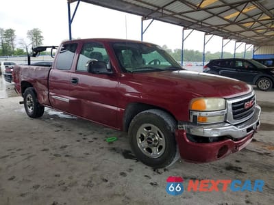 Czwarte zdjęcie samochodu z boku: 2004 GMC NEW SIERRA C1500 VIN:2GTEC19V541136538 - miniatura